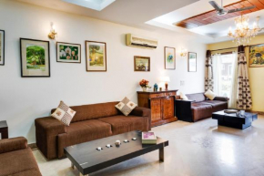 Hostie Aarna - 4BHK Independent Apartment at Kailash Colony, South Delhi